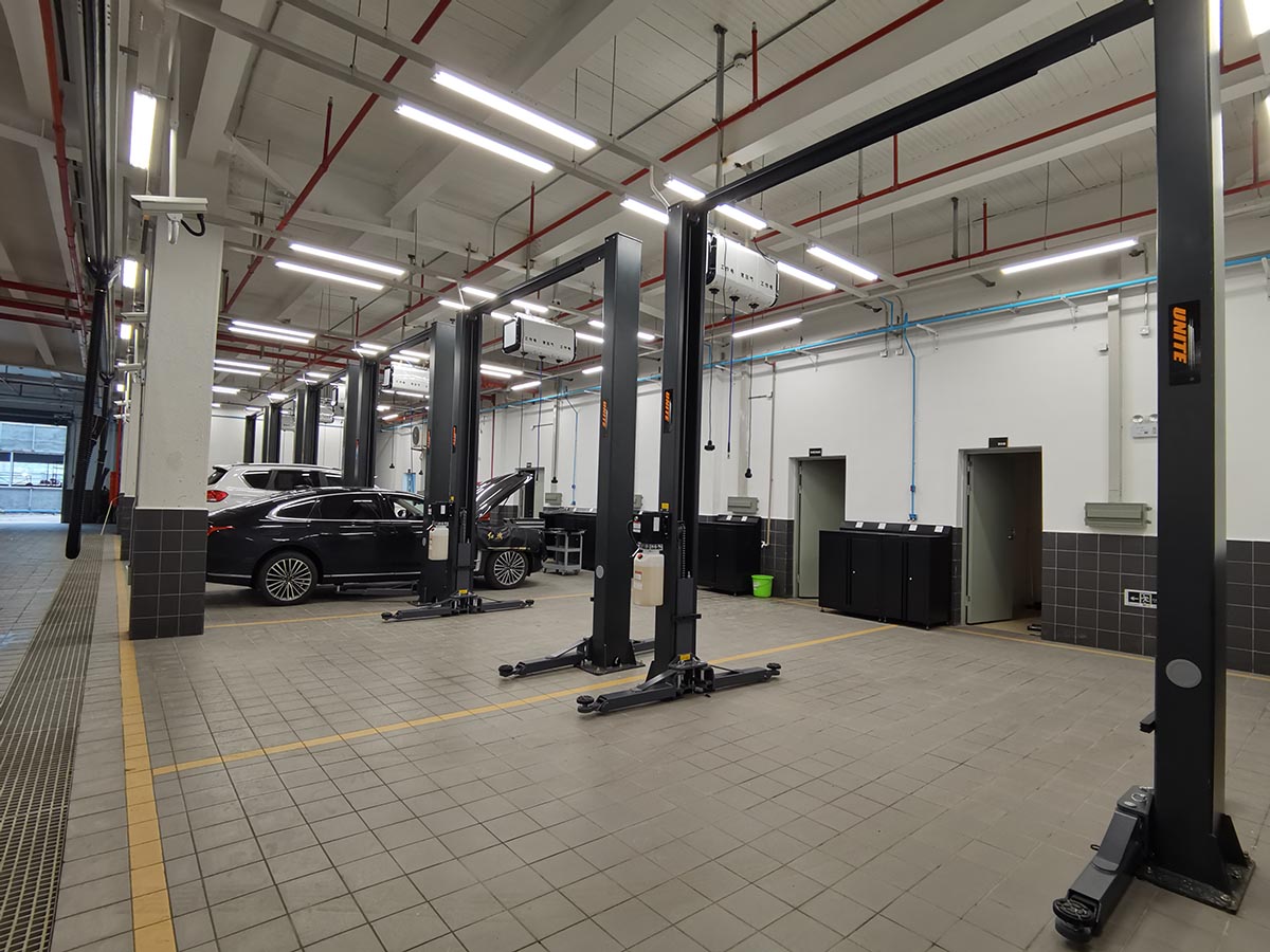 Essential Equipment for Setting up an Auto Quick Repair Service Shop